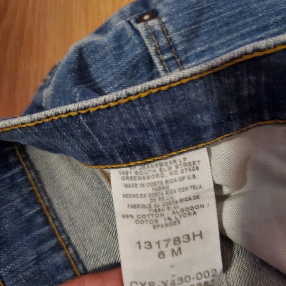 Riders Blue Distressed Jean Shorts Size 6 EUC - Picture 4 of 7